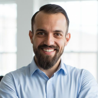Portrait Sven Kessel in Office